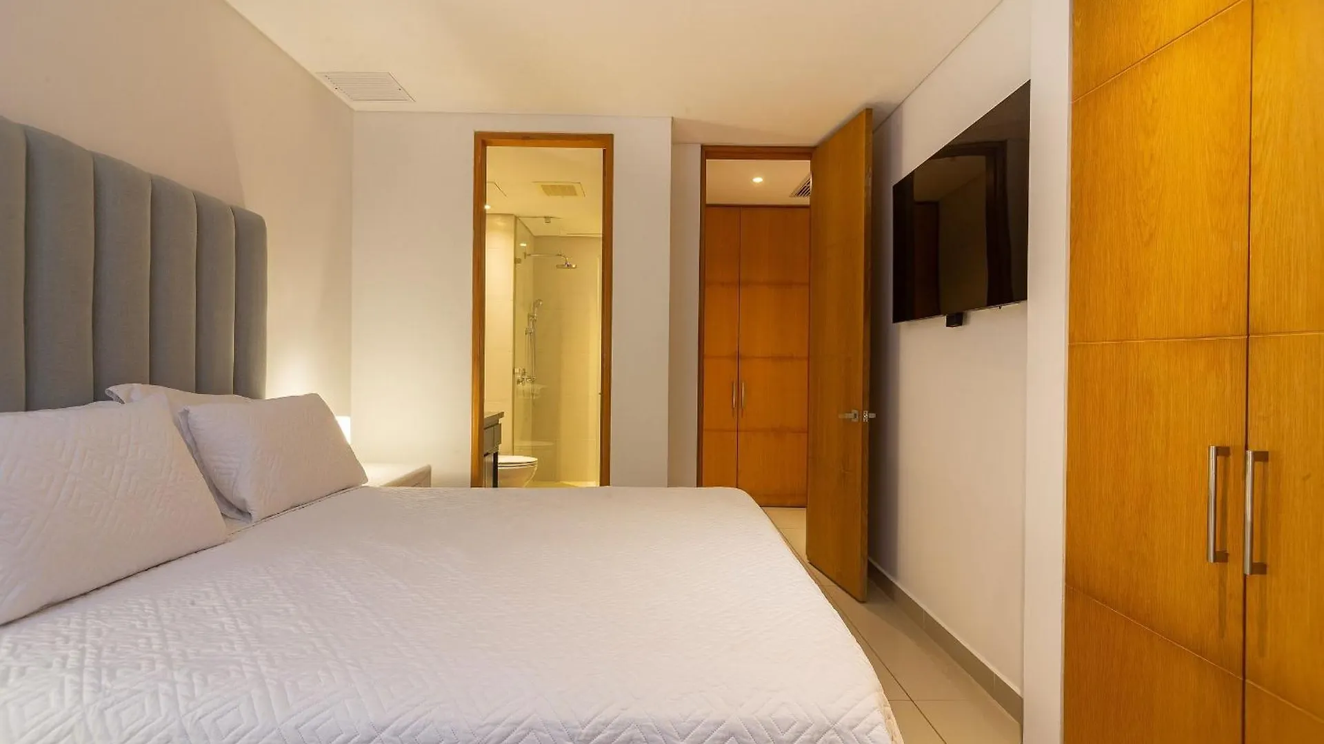 Condominio H2 Cartagena 0*,  Colombia
