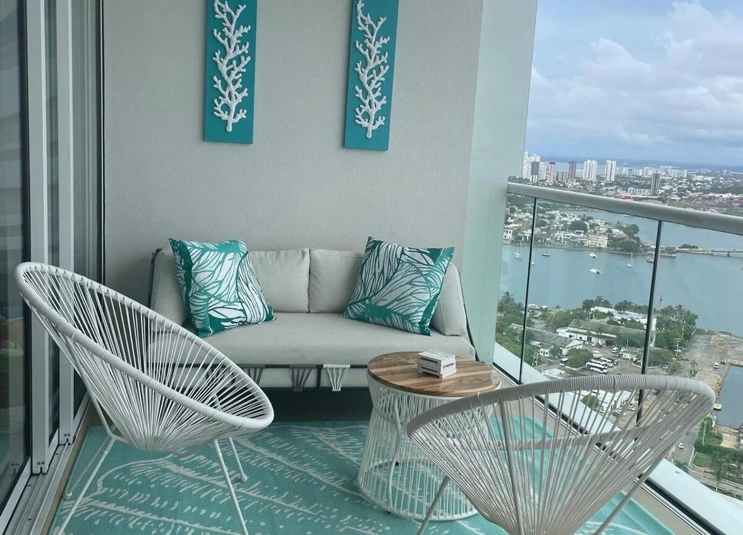 Condominio H2 Cartagena Colombia