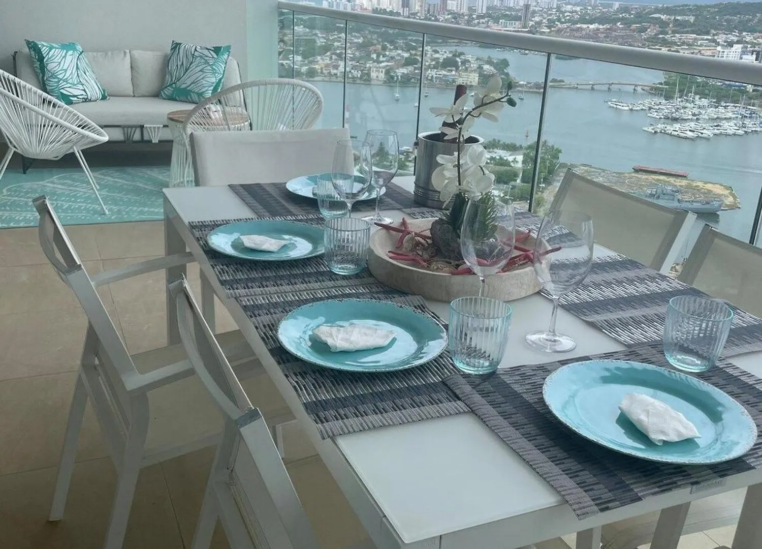 Condominio H2 Cartagena 0*,  Colombia
